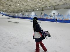 -乔波室内滑雪场
