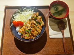 -本格丼·炭火烤肉饭(大悦路成都大悦城店)