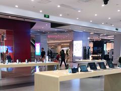 -华为授权体验店(中山公园来福士)