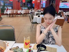 -刘姐啤酒鱼民族演艺餐厅(西街总店)