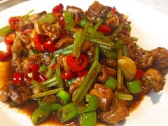 小炒仔鸡-鄱阳湖·江西小炒·瓦罐煨汤(五道口店)