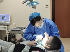 -瑞泰口腔(龙湖门诊)