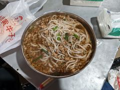 -正宗杨记普洱酸醋米线(总店)