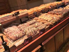 -红跑车(仙鹤街店)