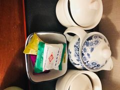 -裕和堂中医推拿艾灸(太古汇臻品店)