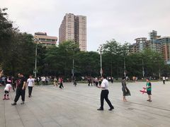 -英雄广场