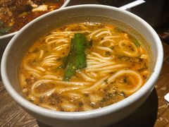 小锅米线-云海肴·汽锅鸡·云南菜(美罗城店)