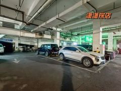 地下停车场-都江堰中心国际酒店