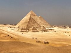 -吉萨金字塔群