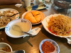 -肖四女乐山跷脚牛肉(南汇大学城生活广场店)