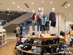 -优衣库(青岛万象城店)