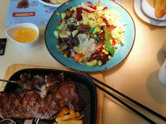 -半秋山西餐厅(襄阳万达店)