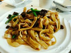 -焯牛潮汕牛肉火锅(云峰街创始店)