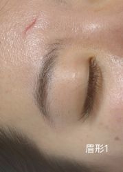 -一个差评成就的纹眉店