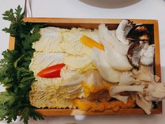 -京彩臻品火锅