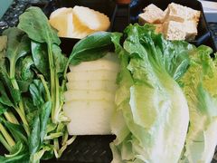 -一席地·本地鸡窝·杭帮鸡火锅(萧山银隆百货店)