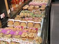 面包甜点陈列柜-小香港(凤凰大街店)