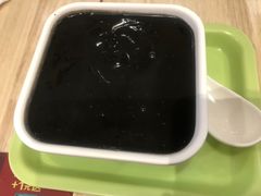 -满记甜品(巴黎春天宝山店)