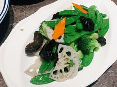 -贯贯吉·清真餐厅(浙江中路店)