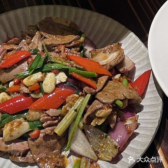 深烧食堂(兴中店)