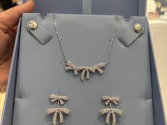-HEFANG Jewelry何方珠宝(IFS店)