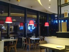 大堂-必胜客(武汉欢乐谷店)