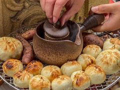 -李与白包子铺(桐梓林店)