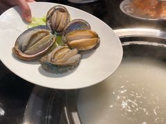 大连鲜鲍鱼-大良毋米粥(锦龙路总店)