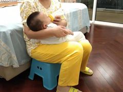 -爱的果实月嫂育婴师(世纪东方店)