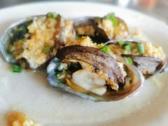 蒜蓉蒸鲍鱼-岛中岛·海鲜大排档·万宁老字号(东澳店)