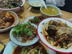 -朱大嘴肥肠血旺(福字街店)