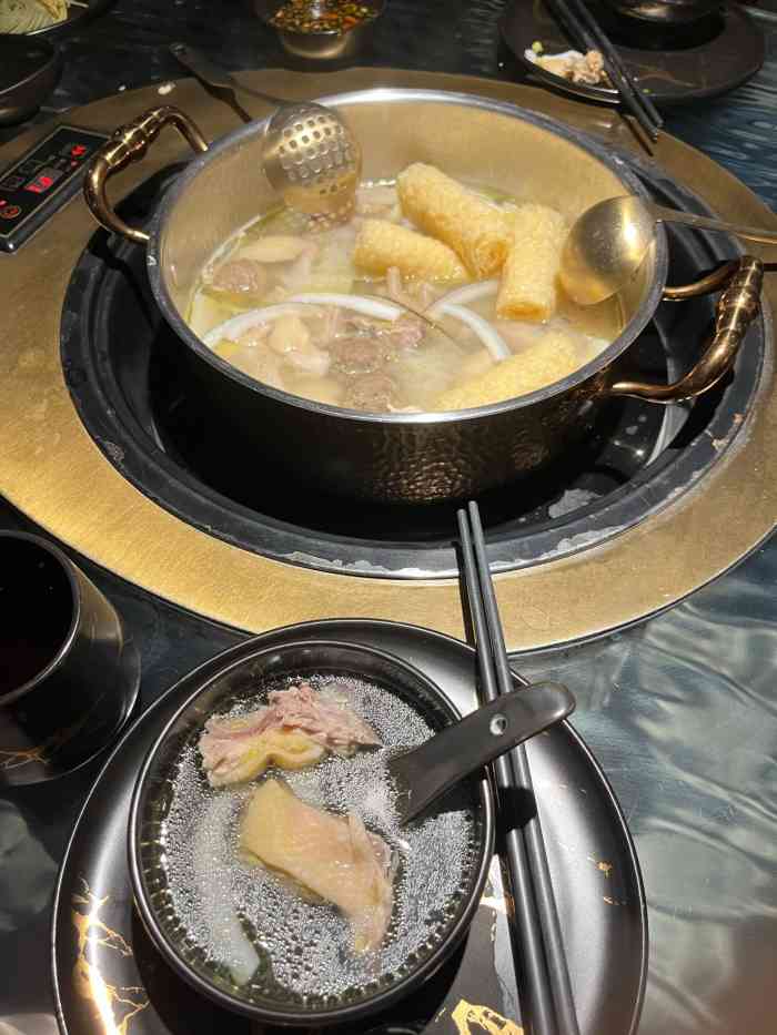 凤园椰珍臻品椰子鸡保利时光里店