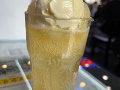 招牌菠萝冰-澳门陈光记烧味饭店(万象城店)