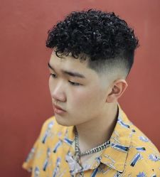 -海文先生国潮烫染男士理发馆