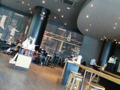 -星巴克臻选(成都来福士店)