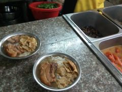 -肥佬良扣肉粉面店(梧州总店)