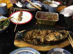 -阿郎龙虾烧烤海鲜馆(苏河融景店)