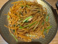 -川堂风·跷脚牛肉·乐山爆炒(宝山日月光店)