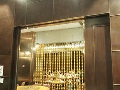 -乐忻皇朝(上海中心大厦店)