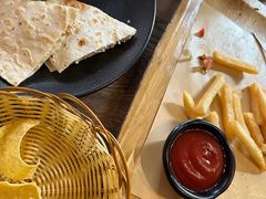 -Pistolera Mexican Cantina女枪手墨西哥餐厅(碧云路店)