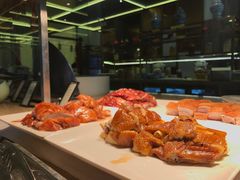 烧腊-大中华希尔顿酒店-念自助餐·嗨啤·小龙虾
