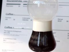 永不结束的夏天和随时幻灭的爱情-村口大树(长乐路店)