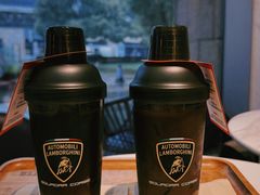 -LAVAZZA 拉瓦萨咖啡(北外滩来福士店)