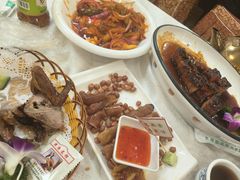 -津津菜馆(绝没分店)