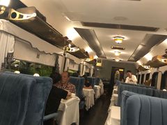 -火车头法国西餐厅