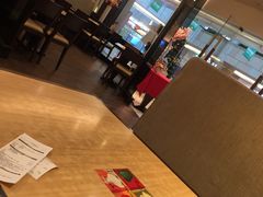 大堂-必胜客(WOW中心城店)