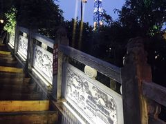 -楠柏弯休闲山庄(梨花溪店)