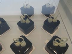 -罗红摄影艺术馆