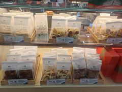 -哈尔滨秋林食品有限责任公司(秋林公司店)