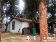 -东湖小天池真人CS彩弹野战基地